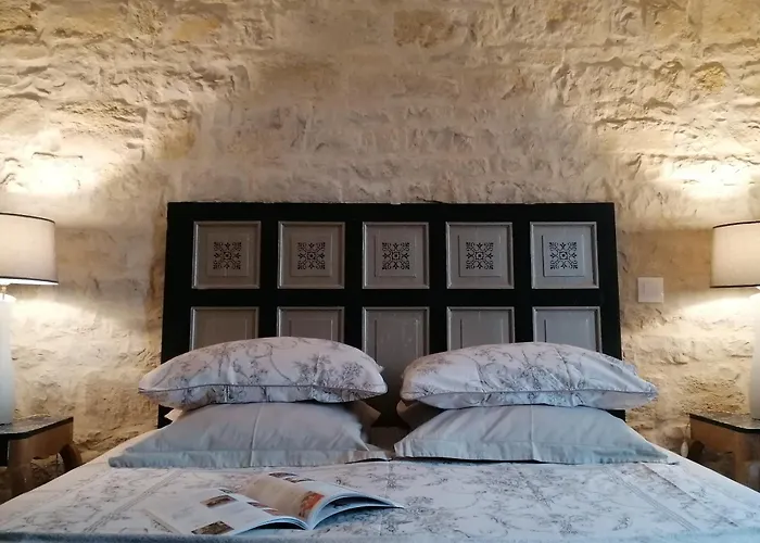 Le Clos Des Treilles